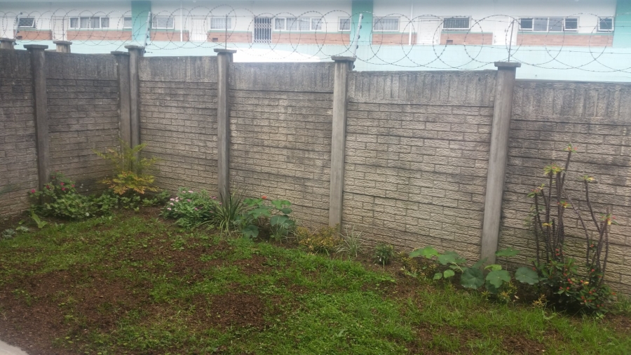 To Let 2 Bedroom Property for Rent in Pinetown KwaZulu-Natal