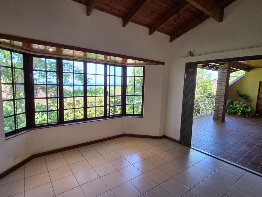 3 Bedroom Property for Sale in Umtentweni KwaZulu-Natal