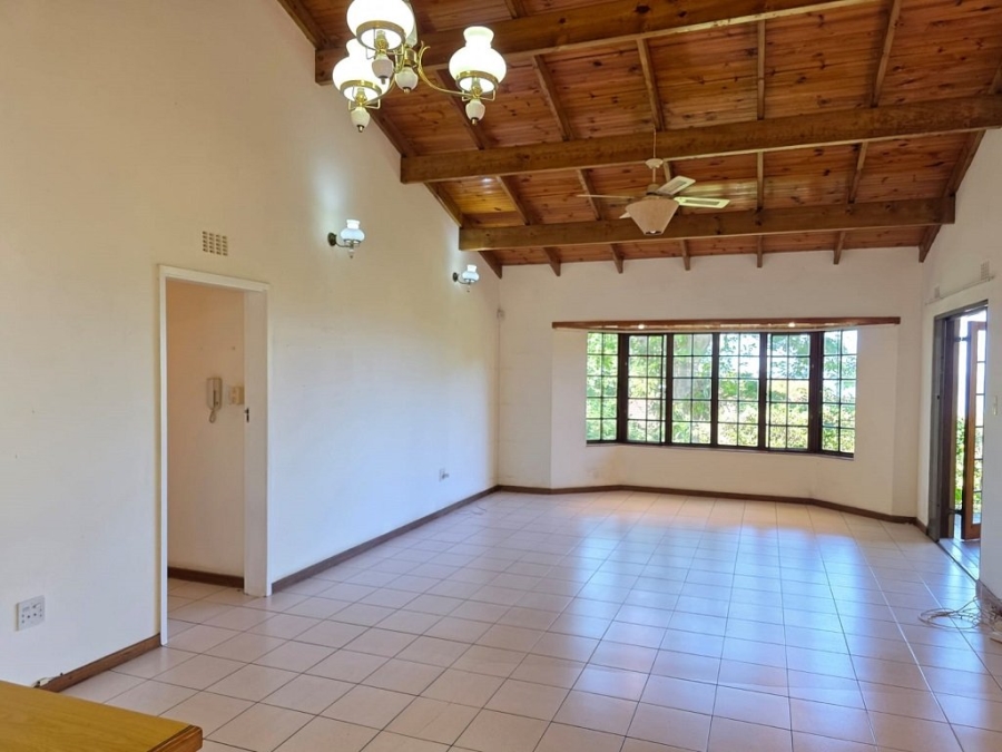 3 Bedroom Property for Sale in Umtentweni KwaZulu-Natal