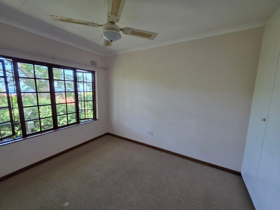 3 Bedroom Property for Sale in Umtentweni KwaZulu-Natal