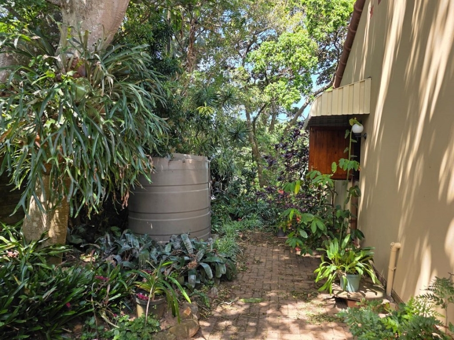 3 Bedroom Property for Sale in Umtentweni KwaZulu-Natal