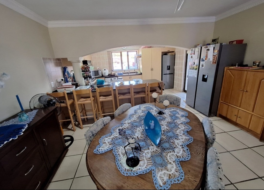 3 Bedroom Property for Sale in Uvongo KwaZulu-Natal