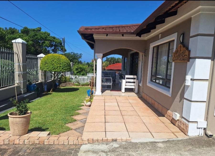 3 Bedroom Property for Sale in Uvongo KwaZulu-Natal