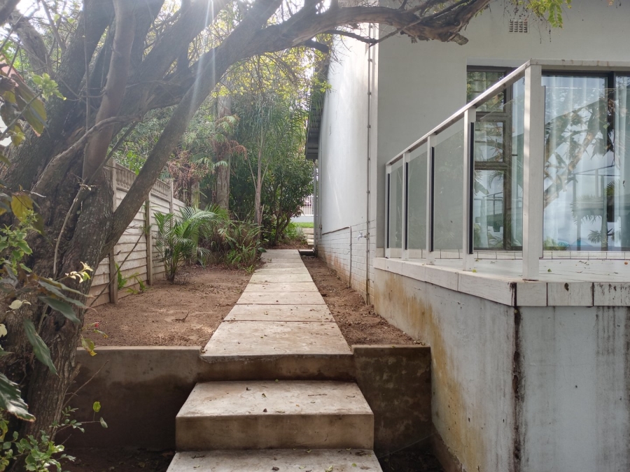 4 Bedroom Property for Sale in Uvongo KwaZulu-Natal
