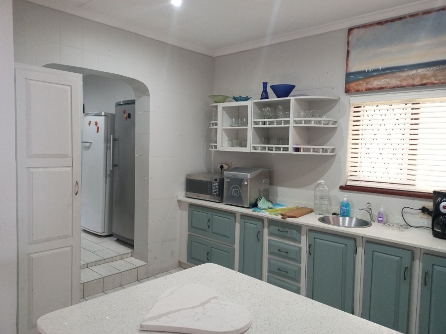 4 Bedroom Property for Sale in Uvongo KwaZulu-Natal