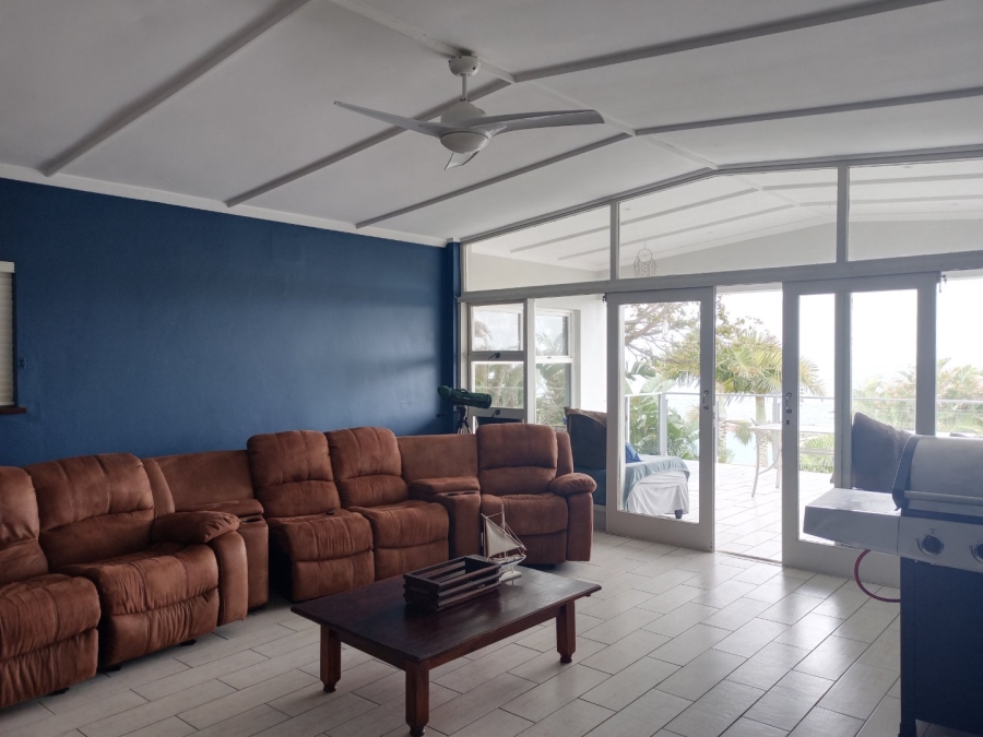 4 Bedroom Property for Sale in Uvongo KwaZulu-Natal