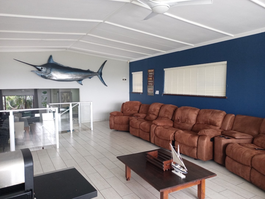 4 Bedroom Property for Sale in Uvongo KwaZulu-Natal