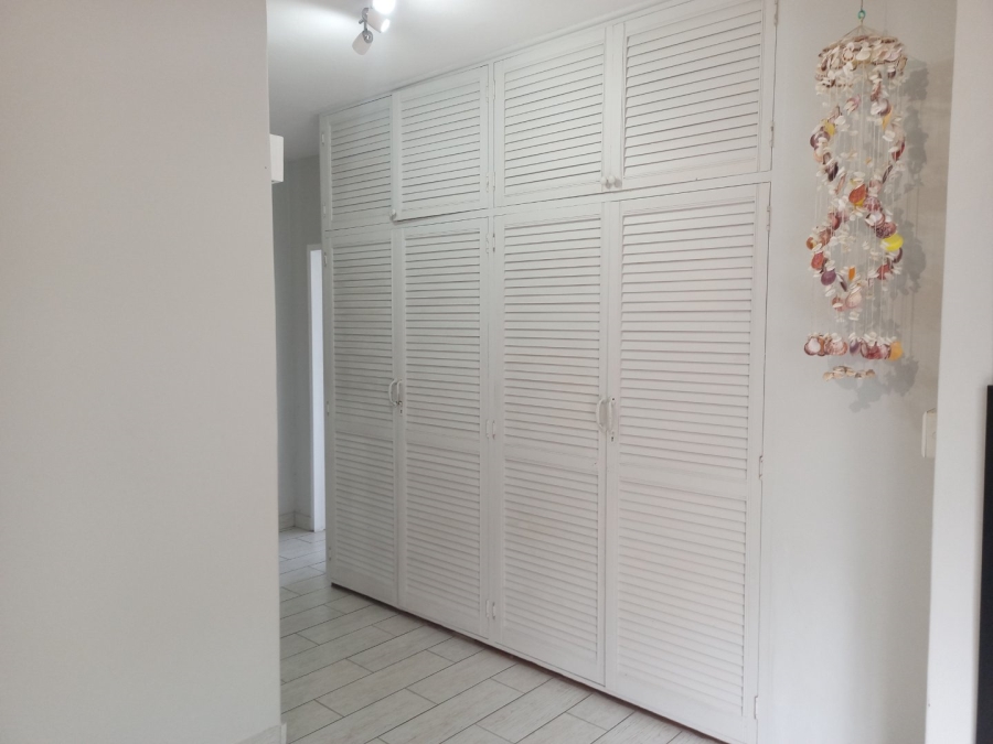 4 Bedroom Property for Sale in Uvongo KwaZulu-Natal