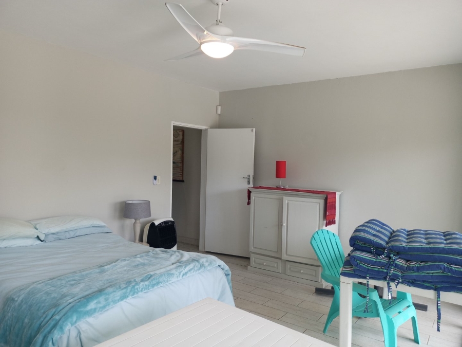 4 Bedroom Property for Sale in Uvongo KwaZulu-Natal