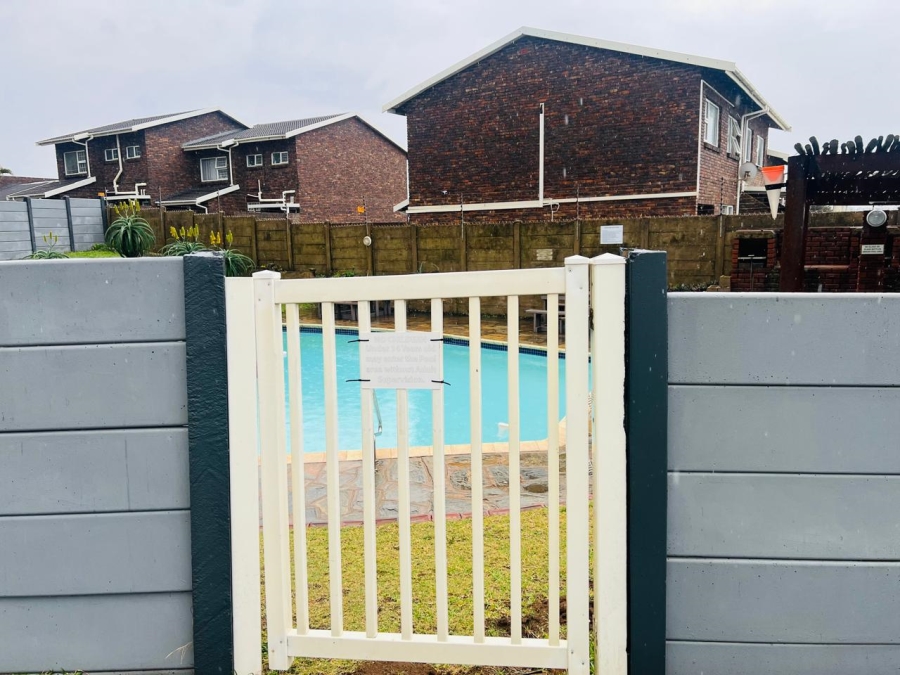 To Let 1 Bedroom Property for Rent in Athlone Park KwaZulu-Natal