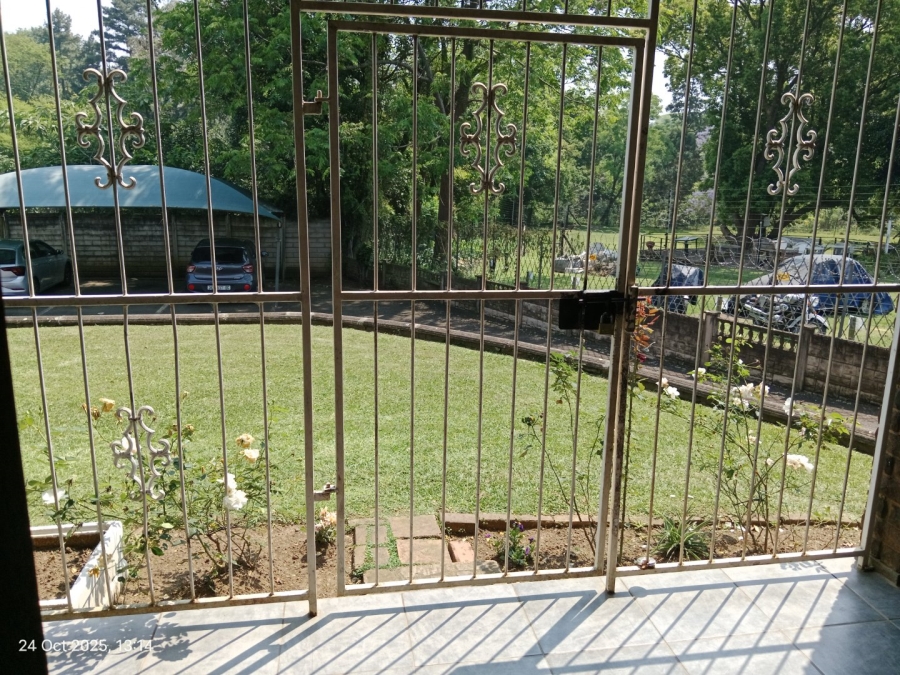 1 Bedroom Property for Sale in Scottsville KwaZulu-Natal