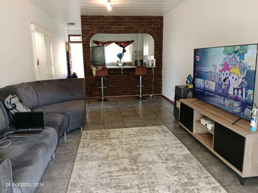 1 Bedroom Property for Sale in Scottsville KwaZulu-Natal