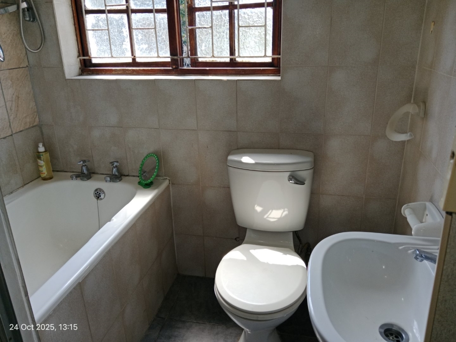 1 Bedroom Property for Sale in Scottsville KwaZulu-Natal