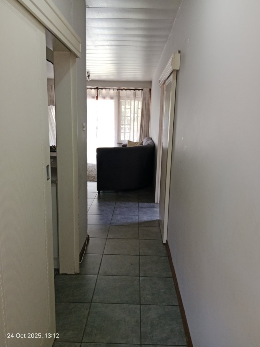 1 Bedroom Property for Sale in Scottsville KwaZulu-Natal