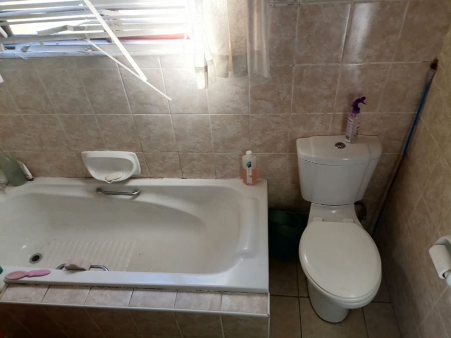 4 Bedroom Property for Sale in Uvongo Beach KwaZulu-Natal