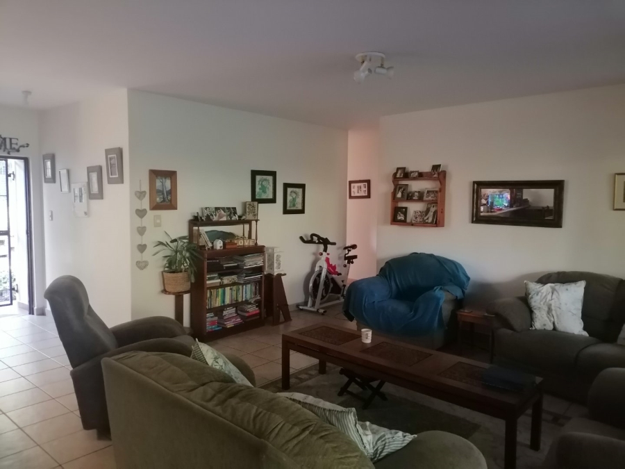 4 Bedroom Property for Sale in Uvongo Beach KwaZulu-Natal