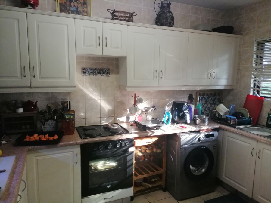 4 Bedroom Property for Sale in Uvongo Beach KwaZulu-Natal