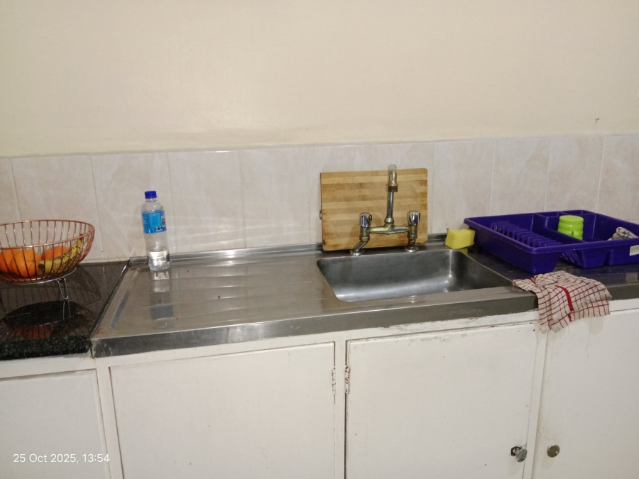 1 Bedroom Property for Sale in Scottsville KwaZulu-Natal