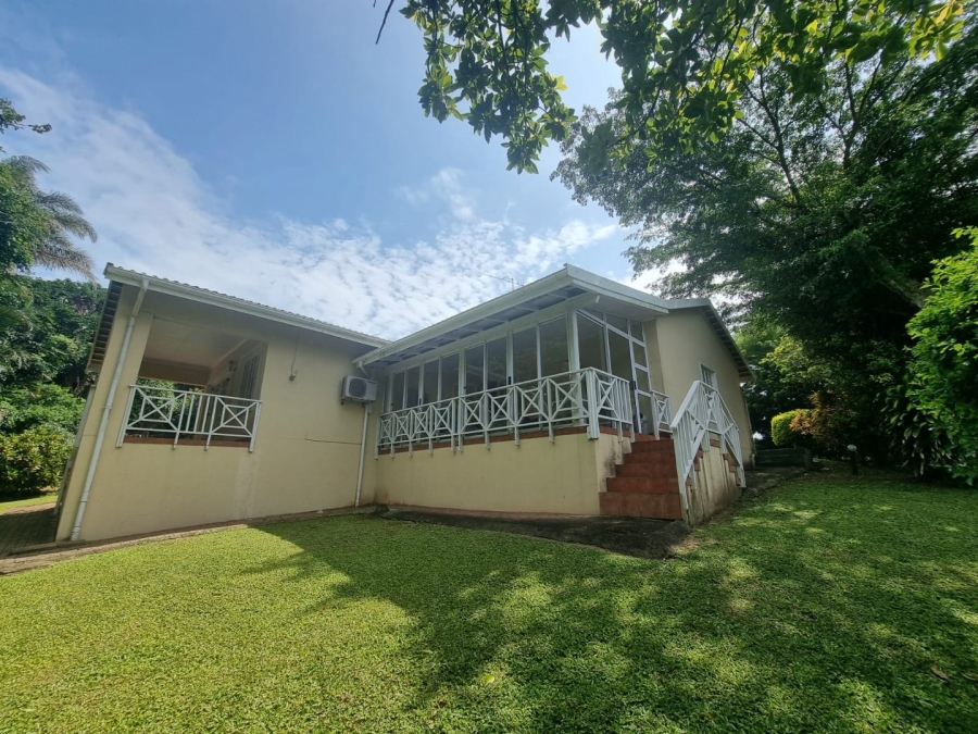 3 Bedroom Property for Sale in Umtentweni KwaZulu-Natal