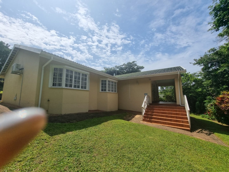 3 Bedroom Property for Sale in Umtentweni KwaZulu-Natal