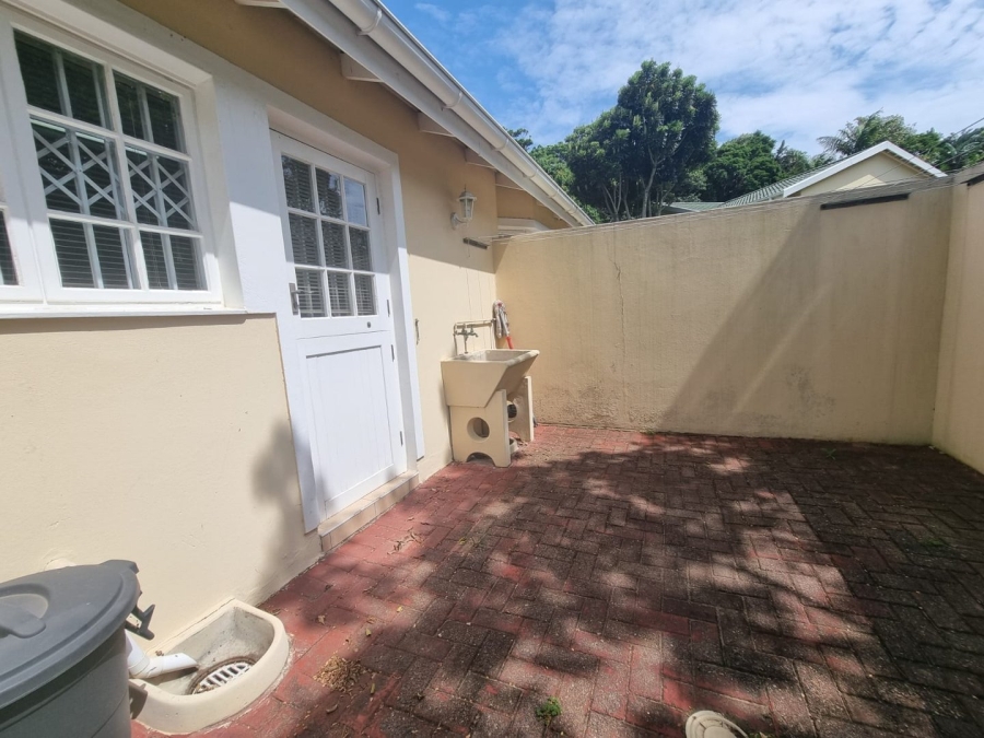 3 Bedroom Property for Sale in Umtentweni KwaZulu-Natal