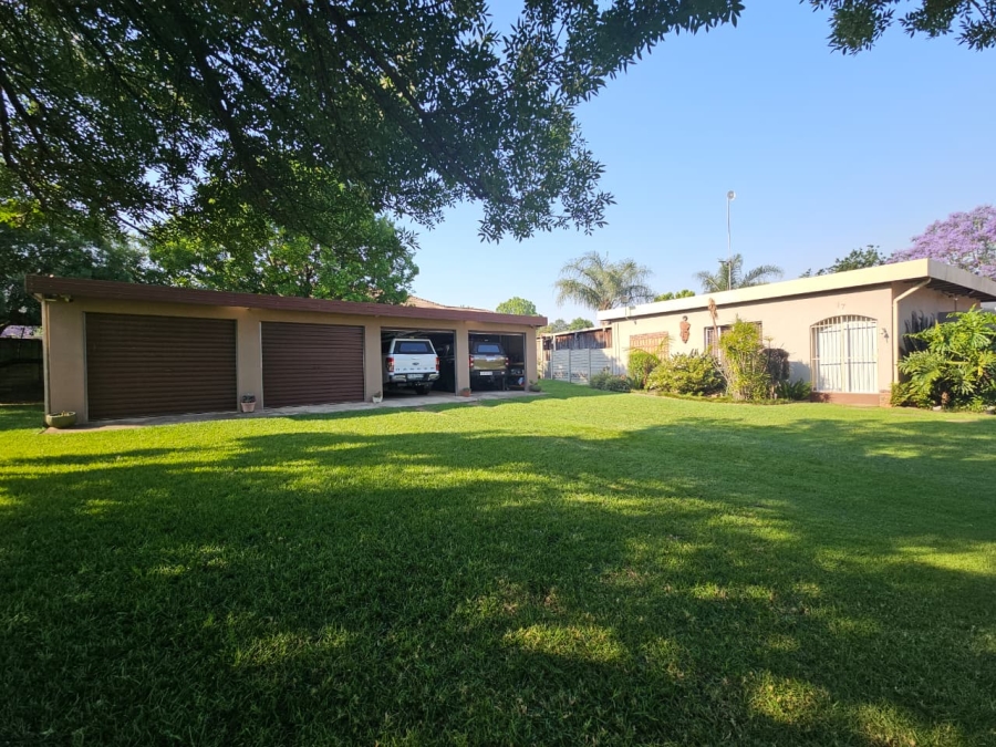 3 Bedroom Property for Sale in Amajuba Park KwaZulu-Natal