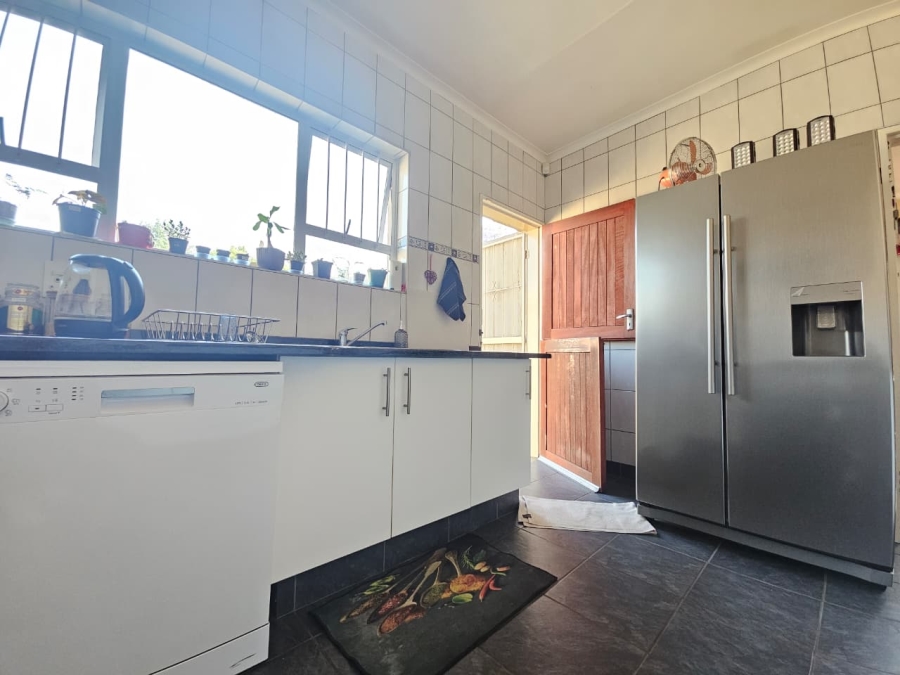 3 Bedroom Property for Sale in Amajuba Park KwaZulu-Natal