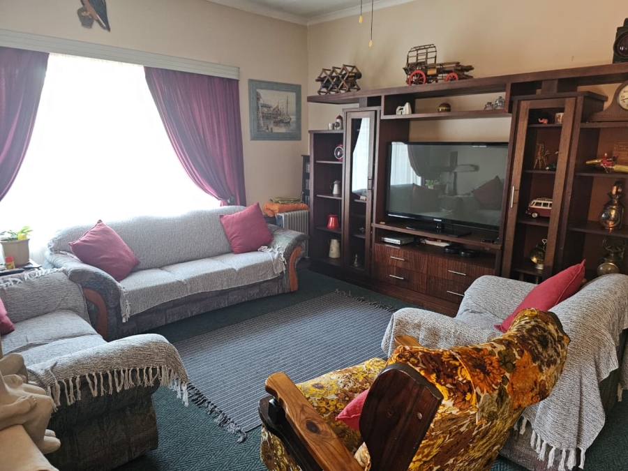 3 Bedroom Property for Sale in Amajuba Park KwaZulu-Natal