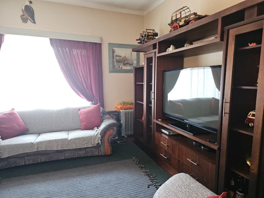 3 Bedroom Property for Sale in Amajuba Park KwaZulu-Natal