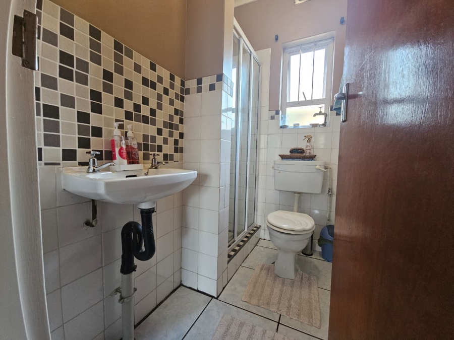 3 Bedroom Property for Sale in Amajuba Park KwaZulu-Natal