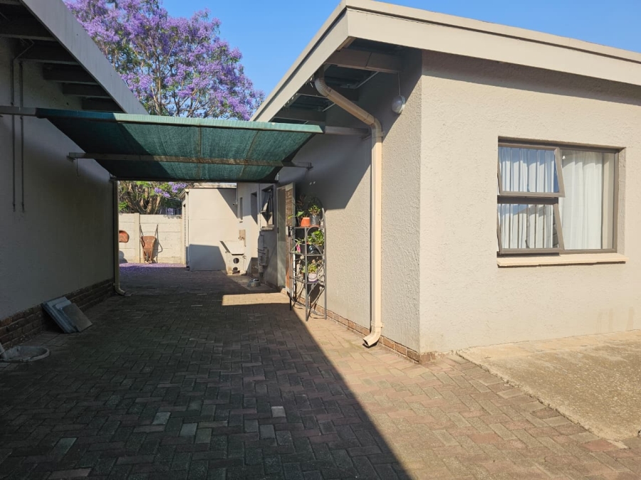 3 Bedroom Property for Sale in Amajuba Park KwaZulu-Natal
