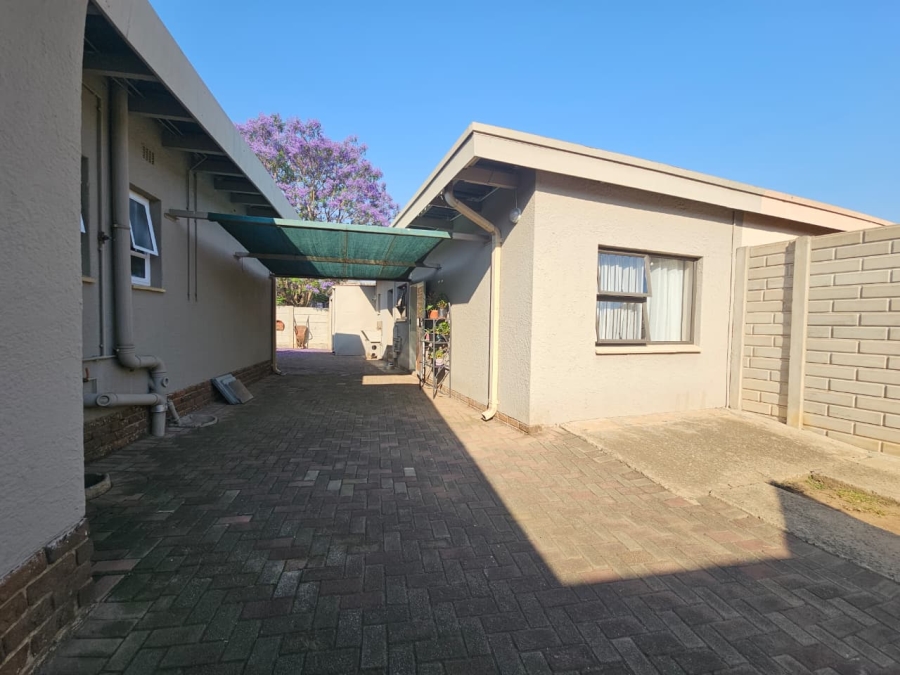 3 Bedroom Property for Sale in Amajuba Park KwaZulu-Natal
