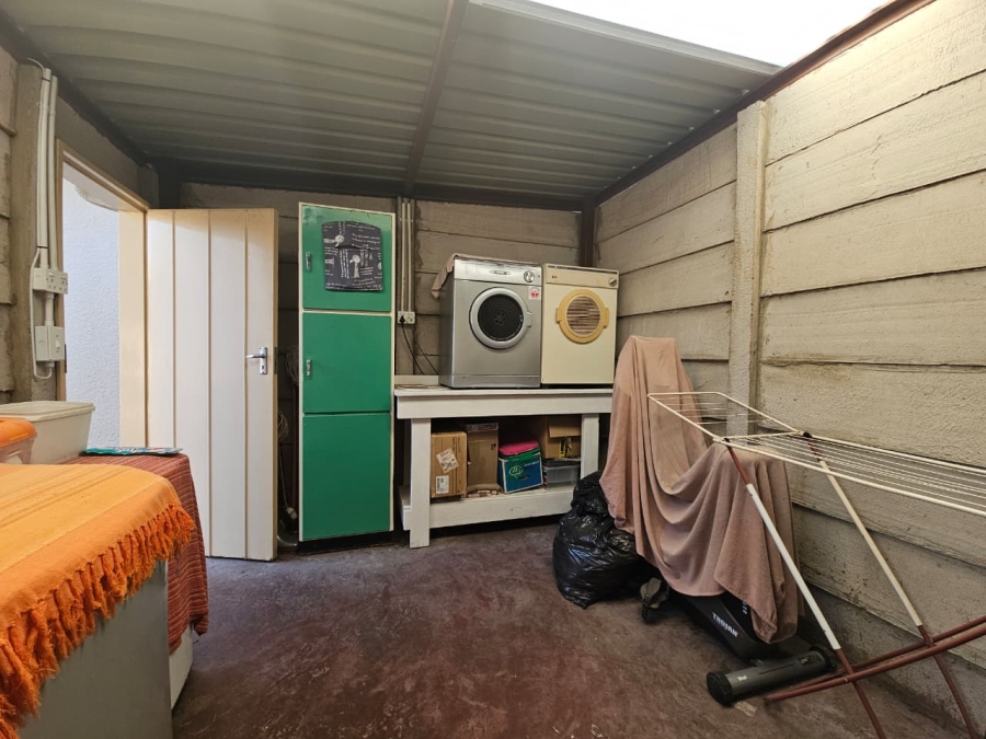 3 Bedroom Property for Sale in Amajuba Park KwaZulu-Natal