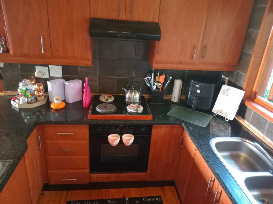 2 Bedroom Property for Sale in Southport KwaZulu-Natal