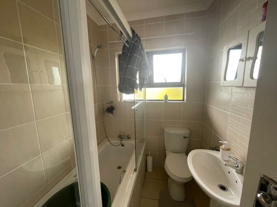 2 Bedroom Property for Sale in Margate KwaZulu-Natal