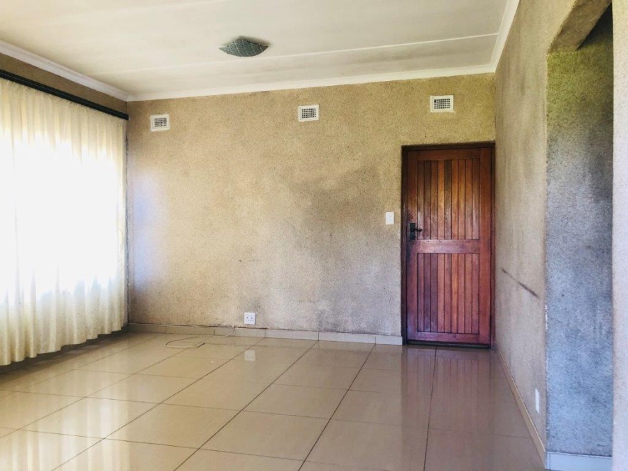 4 Bedroom Property for Sale in Southport KwaZulu-Natal