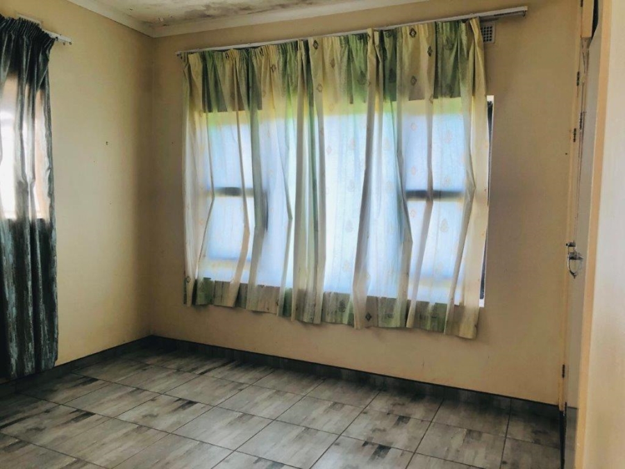 4 Bedroom Property for Sale in Southport KwaZulu-Natal