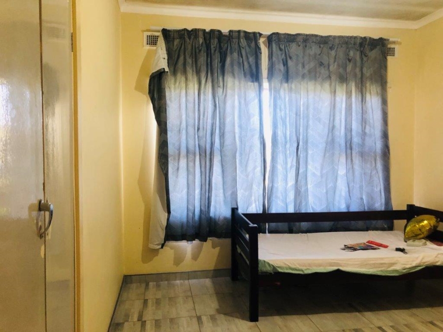 4 Bedroom Property for Sale in Southport KwaZulu-Natal