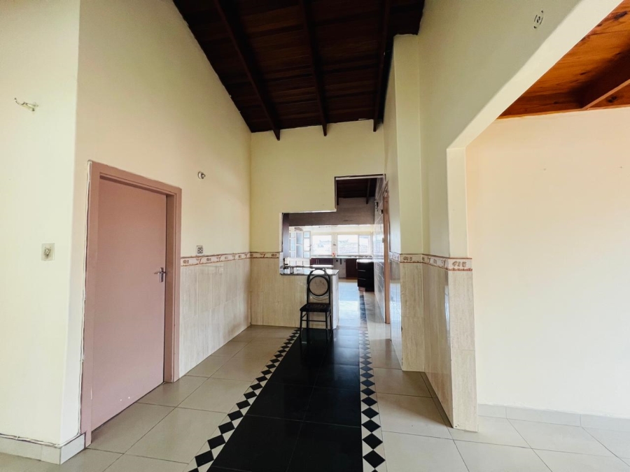 To Let 3 Bedroom Property for Rent in Bluff KwaZulu-Natal