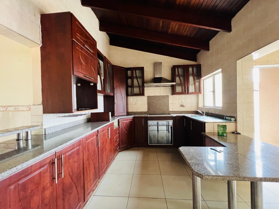 To Let 3 Bedroom Property for Rent in Bluff KwaZulu-Natal