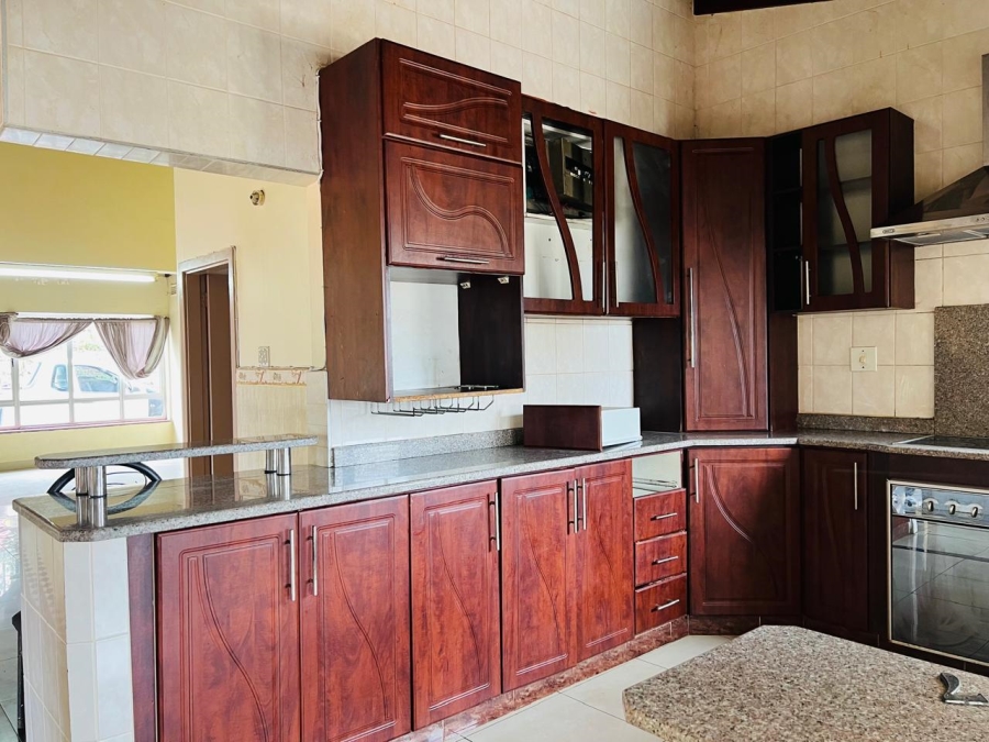 To Let 3 Bedroom Property for Rent in Bluff KwaZulu-Natal