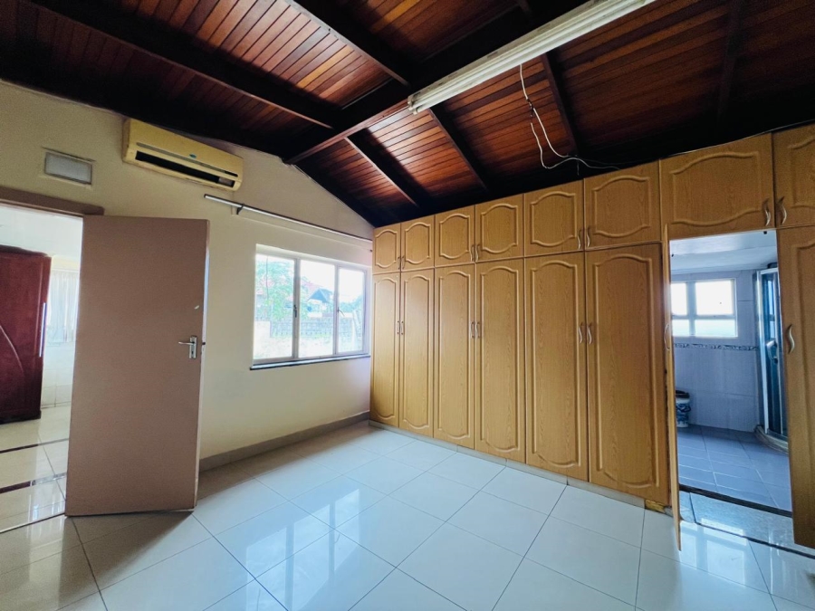 To Let 3 Bedroom Property for Rent in Bluff KwaZulu-Natal
