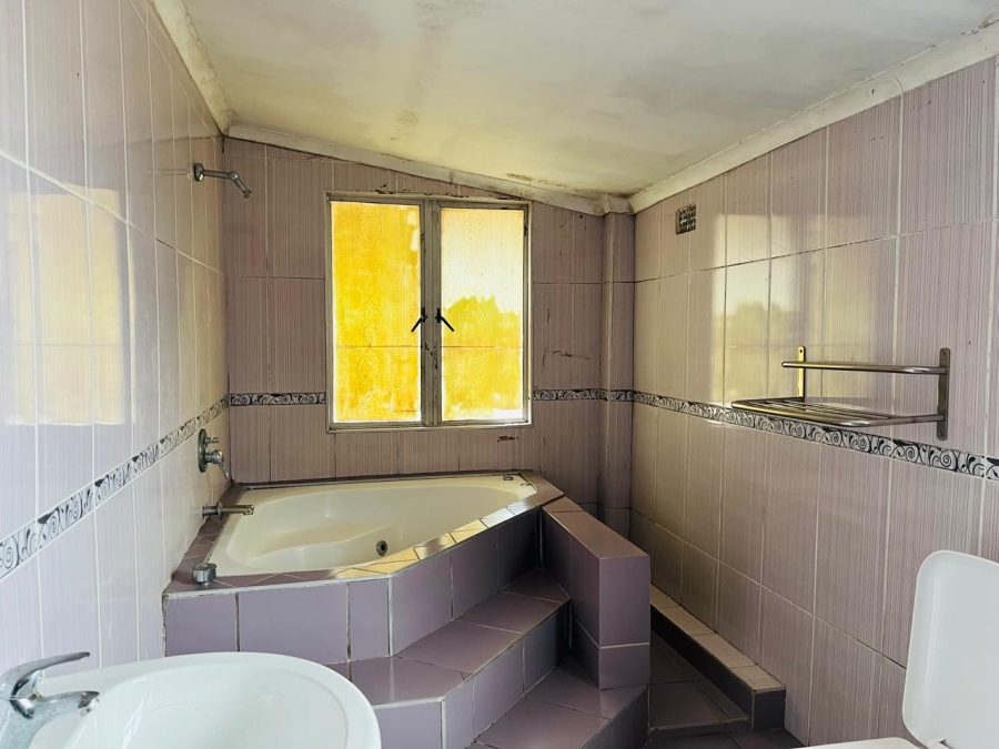 To Let 3 Bedroom Property for Rent in Bluff KwaZulu-Natal