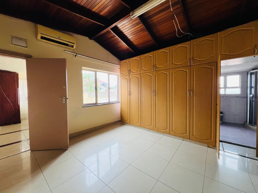 To Let 3 Bedroom Property for Rent in Bluff KwaZulu-Natal