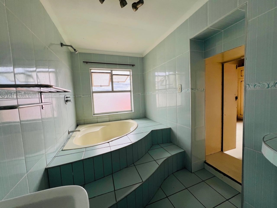 To Let 3 Bedroom Property for Rent in Bluff KwaZulu-Natal