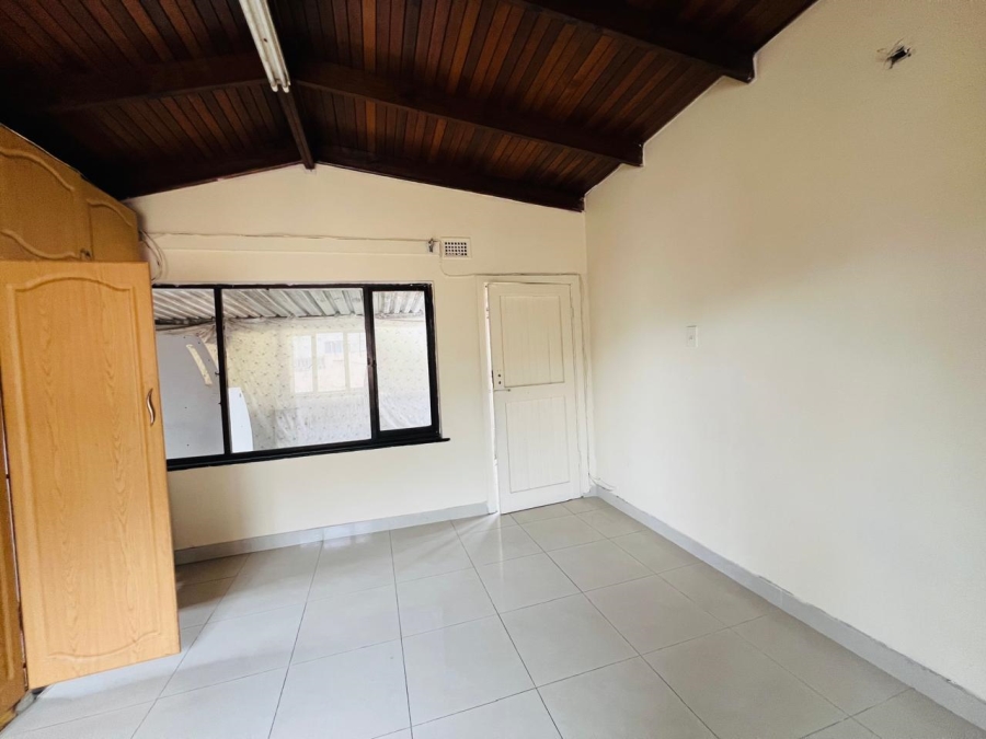 To Let 3 Bedroom Property for Rent in Bluff KwaZulu-Natal