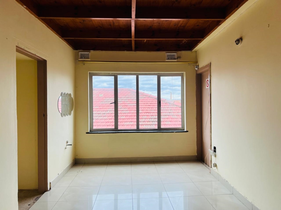 To Let 3 Bedroom Property for Rent in Bluff KwaZulu-Natal