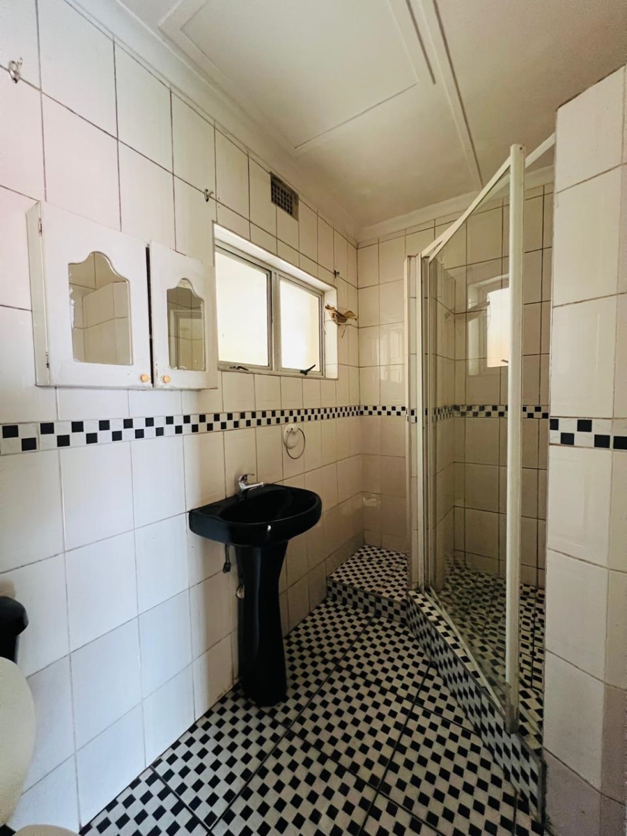 To Let 3 Bedroom Property for Rent in Bluff KwaZulu-Natal