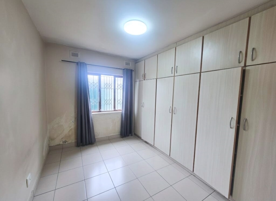 2 Bedroom Property for Sale in Gandhinagar KwaZulu-Natal