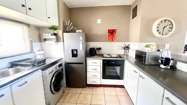 2 Bedroom Property for Sale in Uvongo KwaZulu-Natal